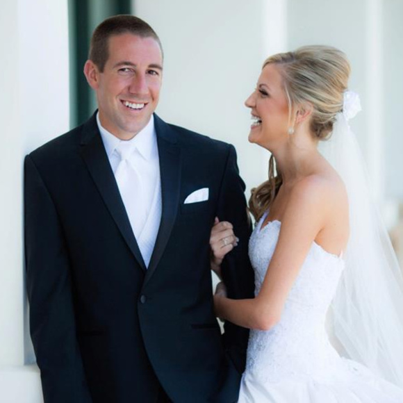 ✨✨ Meet your Posher, Elise ✨✨ - Picture 4 of 8